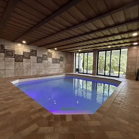 Casa de Férias Mit Pool, Sauna Und Weitblick Am Nuerburgring
