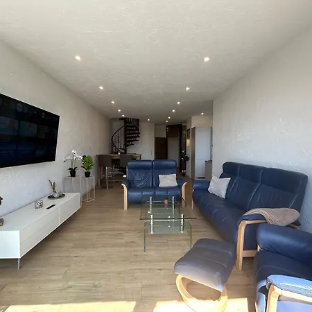 Casa de Férias Mit Pool, Sauna Und Weitblick Am Nuerburgring Baar (Rhineland-Palatinate)