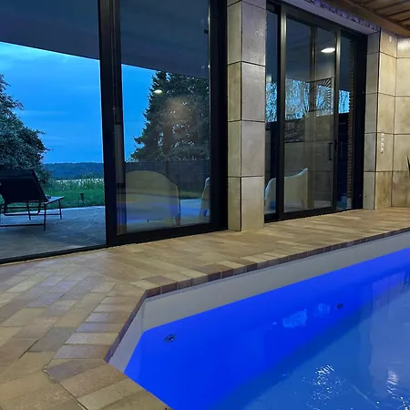 Mit Pool, Sauna Und Weitblick Am Nuerburgring Casa de Férias *